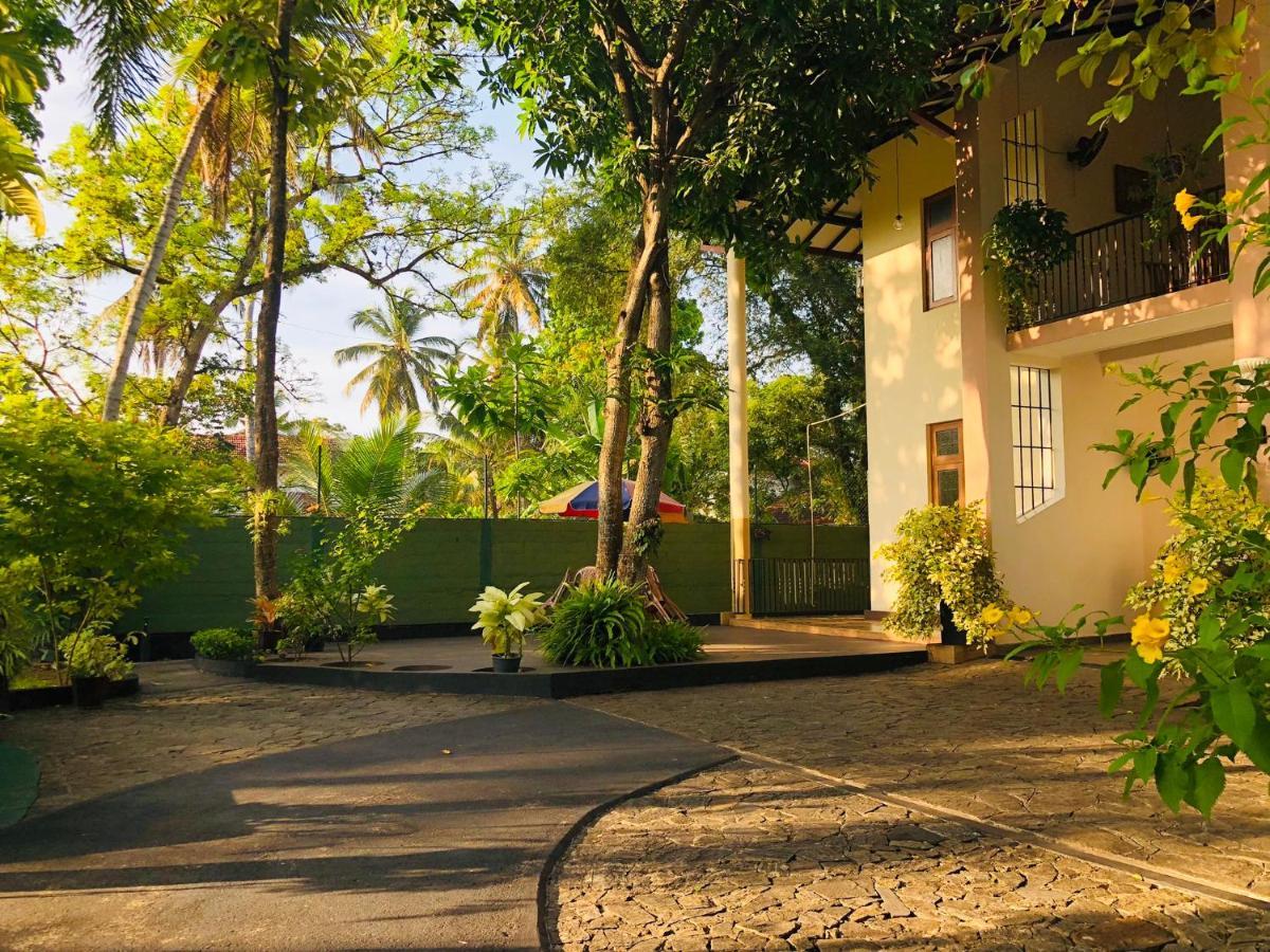 Bed and Breakfast West Dene Negombo Exterior foto