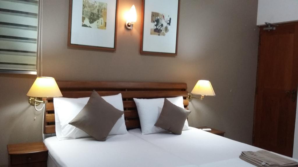 Bed and Breakfast West Dene Negombo Exterior foto
